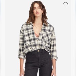 Billabong Easy Breezy Long Sleeve Button-Up Shirt Flannel Size Medium. NWT